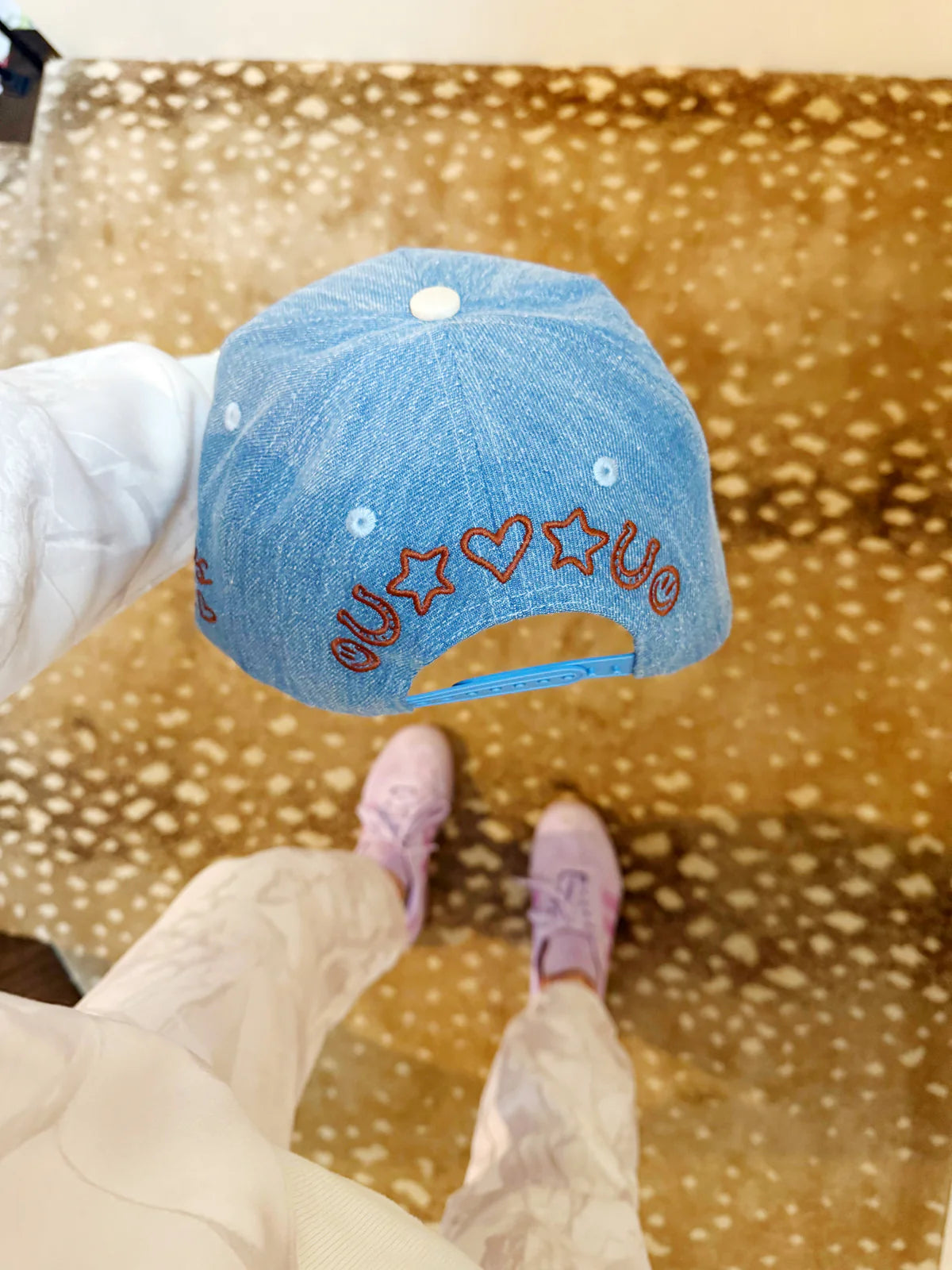 Mother knows best hat