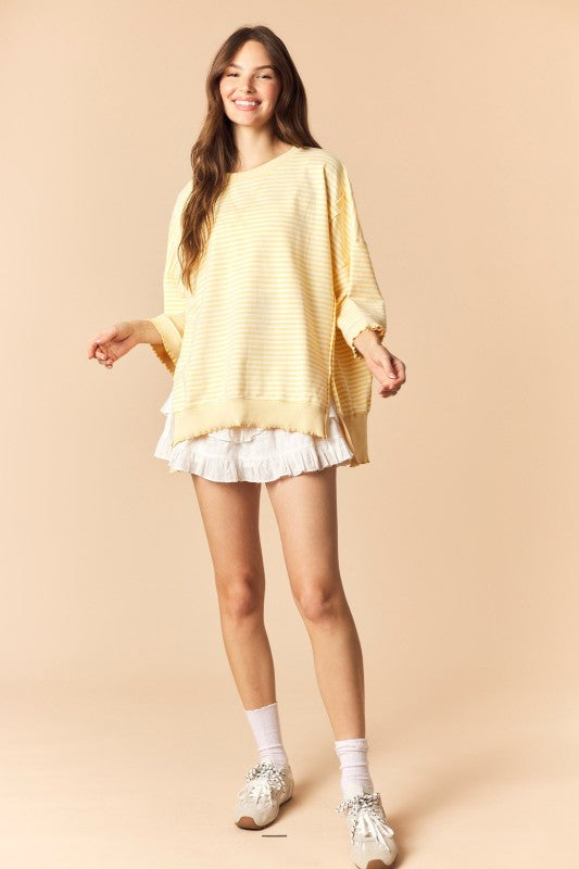 Yellow Lettuce Edge Top