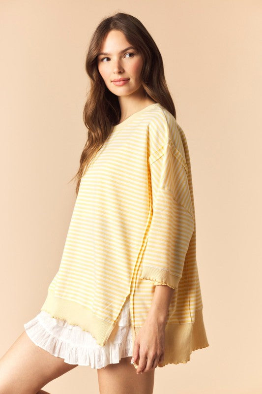 Yellow Lettuce Edge Top